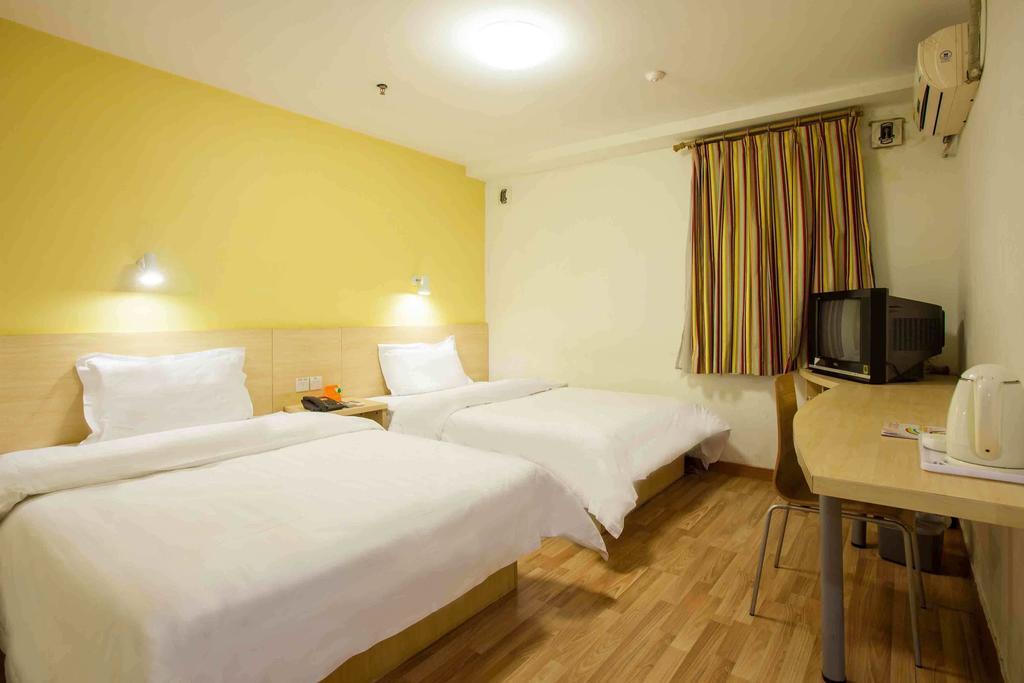 7Days Inn Guangzhou Tianhe Tangxia Junjing Huayuan Номер фото
